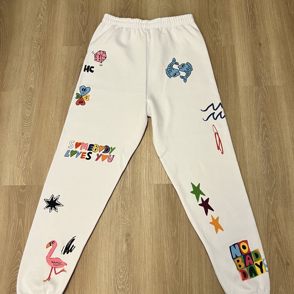 Somebody Loves You White Graphic Sweatshirt & Jogger Set - Picture 8 of 11
